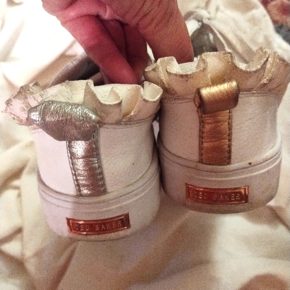 Ted Baker "Astrina" White Leather Women's Sneakers - Picture 3 of 10